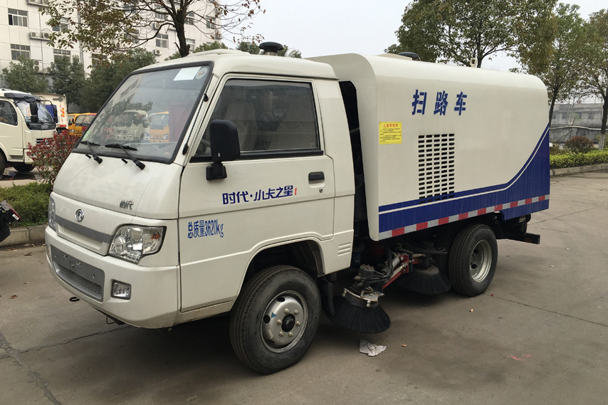 福田时代小卡之星扫路车