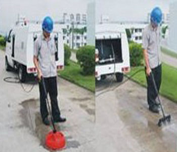 小型人行道专用道路清洗车多种清洗装置