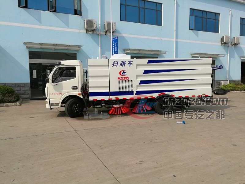 东风多利卡道路清扫车图片
