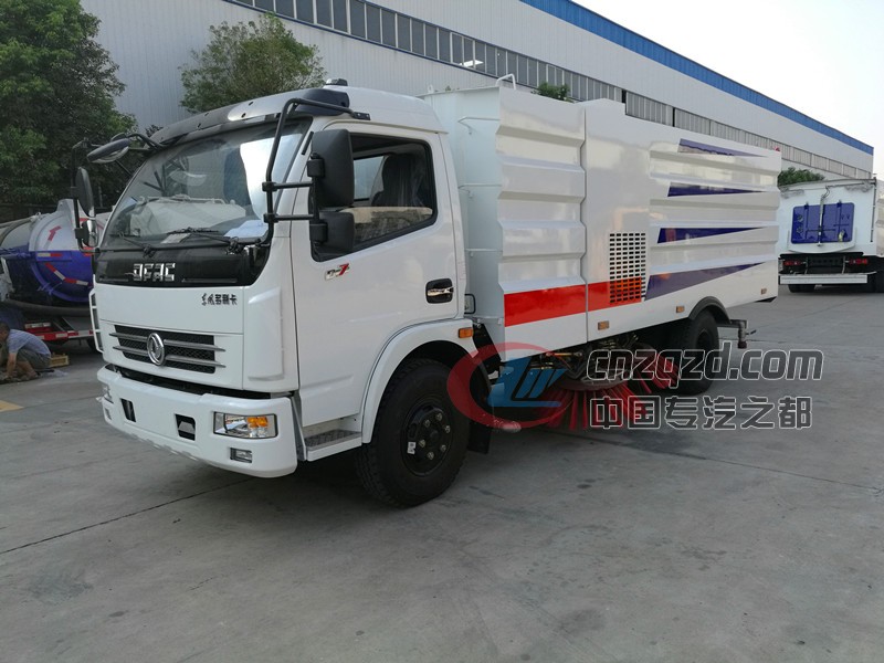 东风多利卡中型扫路车图片