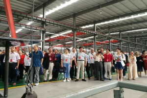 老干部古诗词大赛观光采风团莅临程力汽车集团