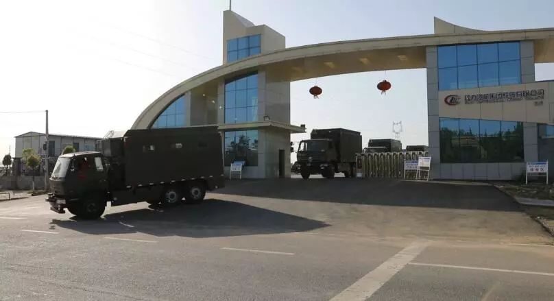 程力专用汽车生产的 多功能一体化野外餐饮后勤保障专用车