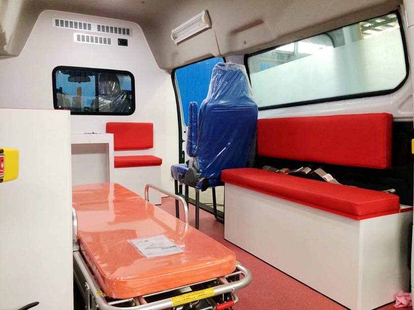 福特全顺V362医疗救援车图片,福特全顺救护车图片,汽油版V362救护车图片