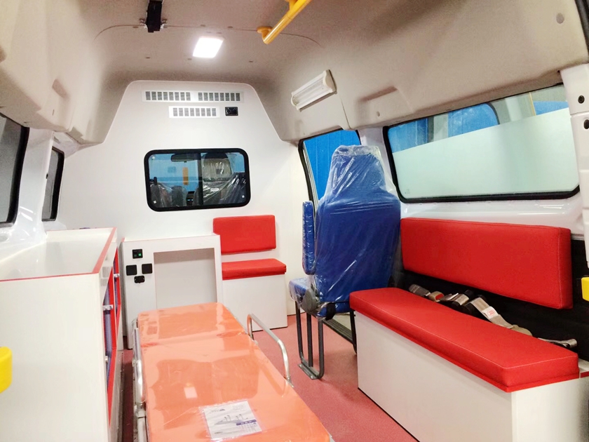 福特全顺V362医疗救援车图片,福特全顺救护车图片,汽油版V362救护车图片