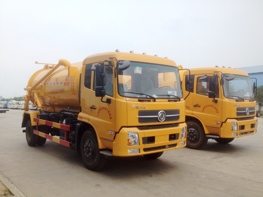 东风天锦大型真空吸污车图片,CLW5161GXWD5型吸污车图片,10吨吸污车图片