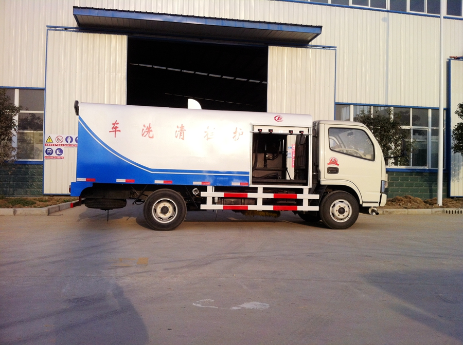 东风小多利卡护栏清洗车图片,小型城市护栏清洗车图片