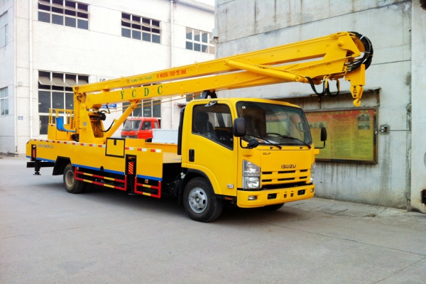 五十铃折叠式高空作业车图片
