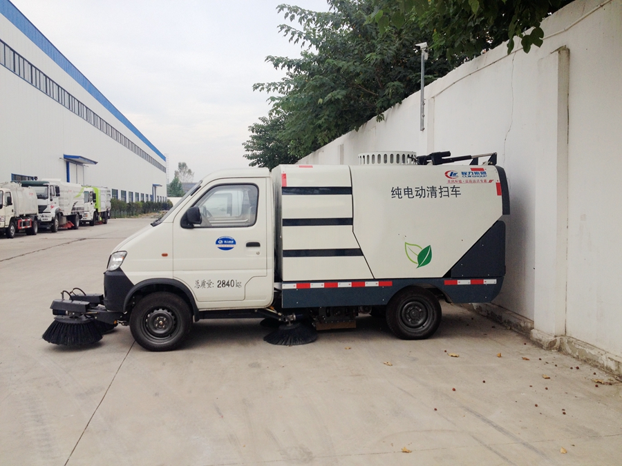 纯电动清扫车图片,小型电动扫路车图片