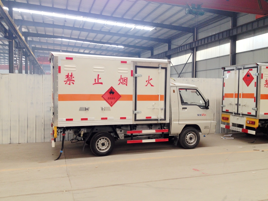 福田时代小型防爆车图片