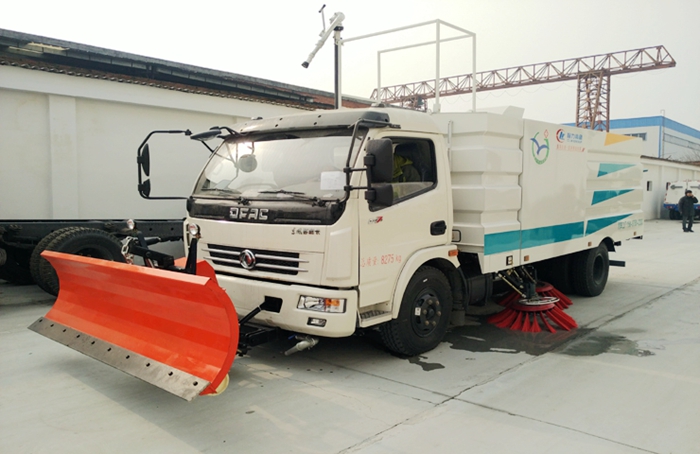 多功能除雪车图片,除雪扫路车图片