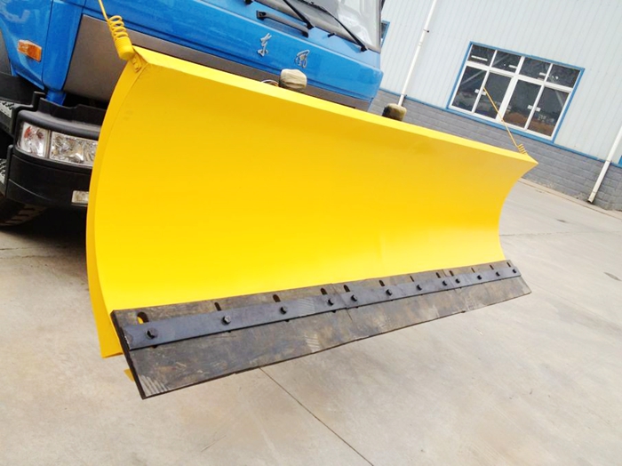 多功能除雪车图片,除雪洒水车图片