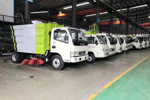 程力扫路车、吸尘车、洗扫车大量现货整装待发