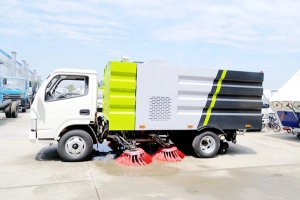 同样是路面清洁车 为什么扫路车为湿式 吸尘车要称为干式