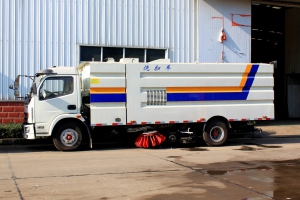 如何区分 洗扫车 清洗车 清洗扫路车 区别在哪