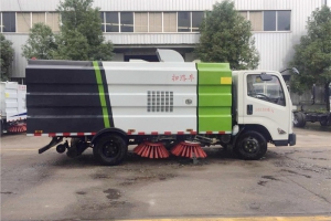 湖北程力扫路车，做清扫车的领头羊