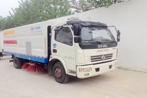 湖北程力专汽环卫车教你如何让扫路车更省油