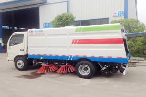 [原创]如何调整扫路车清扫刷的角度？