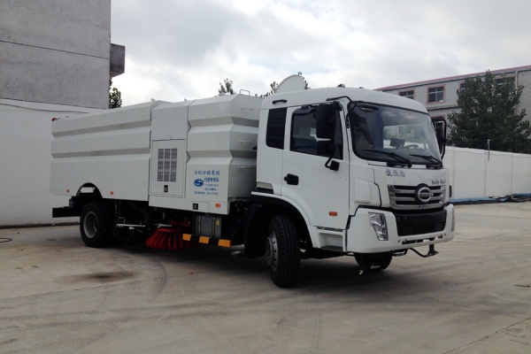 煤粉厂用户应该如何选择清扫车