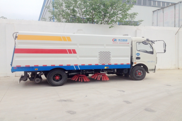 低碳、环保、节能、程力环卫垃圾车满足你