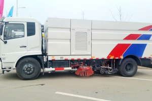 低碳出行程力国五洗扫车带您畅享绿色生活