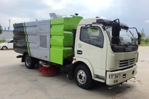 城市机械环卫模式势不可挡--程力扫路车一马当先