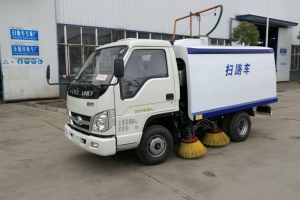 较容易忽略扫路车保养驾驶的八大误区