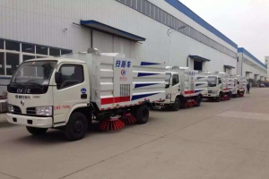 用上一辆湖北程力道路清扫车可减少多少人力资源和提高多少工作效率