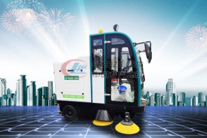 天津引进首批6辆电动节能清扫车投入使用