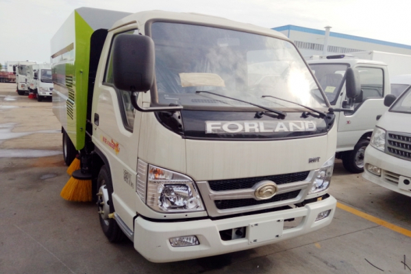 福田小型扫路车 CLW5042TSLB5清扫车