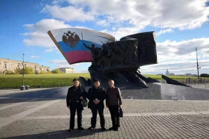 程力汽车集团赴俄罗斯参与国家“一带一路”大 略建设，展开商务学习之旅收获满满！