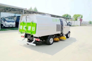 福田微型扫路车上户