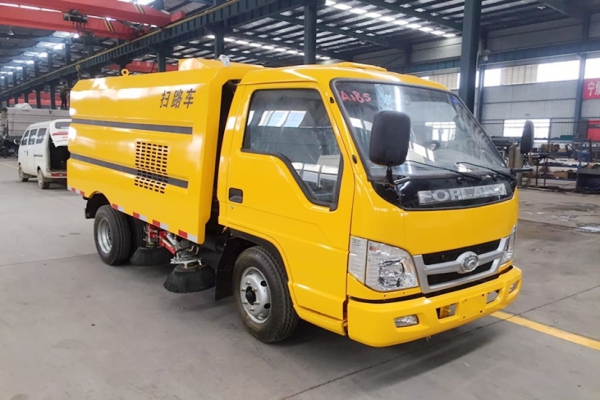 福田清洗扫路车相片