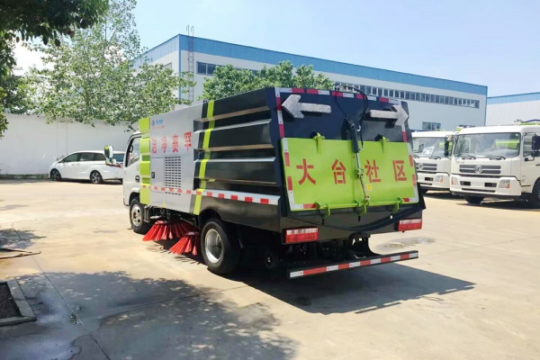 东风小型扫地车价格