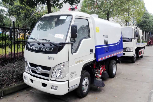 福田清洗扫地车国五