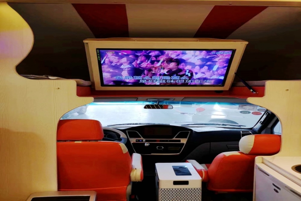 依维柯欧胜C型房车内部图片