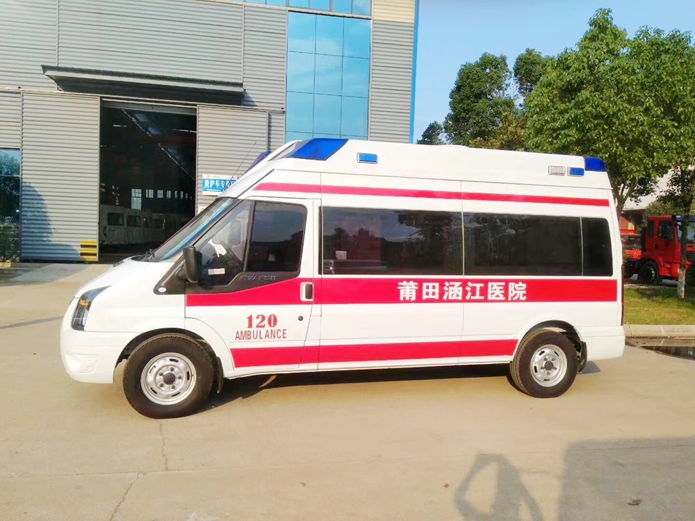 福特新世代V348监护型救护车图片右侧 福特新世代V348监护型救护车图片右侧