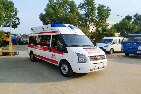 福特新世代V348监护型救护车图片