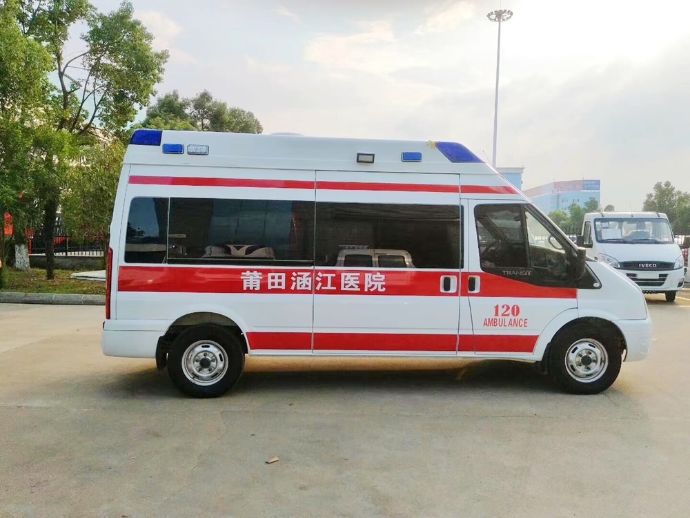 福特新世代V348监护型救护车左侧图片 福特新世代V348监护型救护车左侧图片