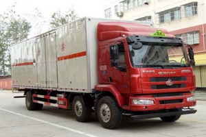 杂项危险物品厢式运输车CLW5250XZWL5