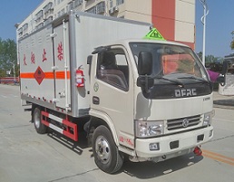 易燃液体厢式运输车CLW5046XRYE5