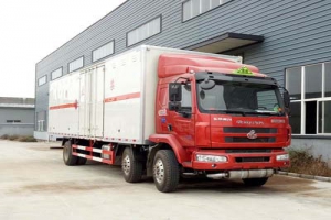 易燃气体厢式运输车CLW5250XRQL5