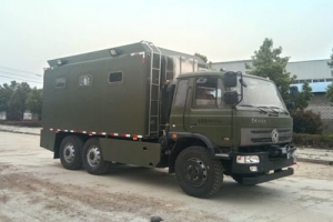 野外自行式炊事车CLW5090XZCE5