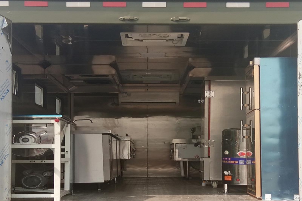 野外自行式炊事车CLW5090XZCE5