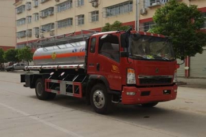 氧化性物品罐式运输车CLW5140GYWZ5