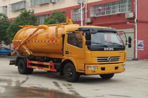 吸污车CLW5110GXWD5
