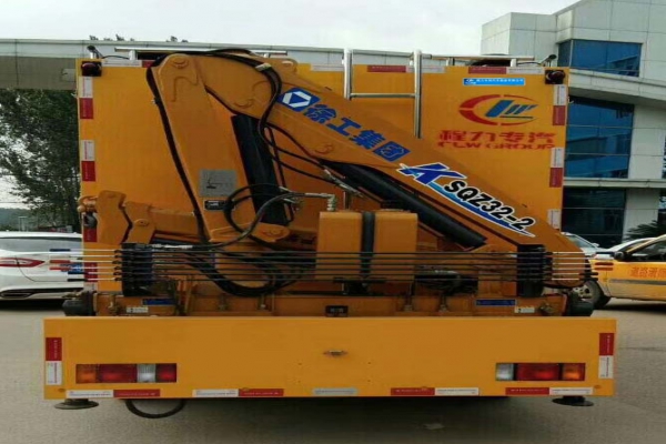 救险车CLW5040XXHQ5