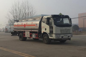 加油车CLW5180GJYC5