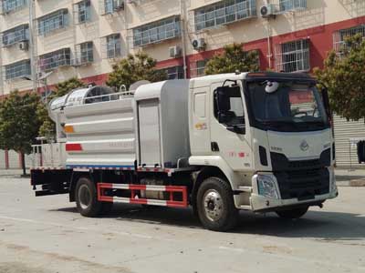 多功能抑尘车CLW5188TDYL5