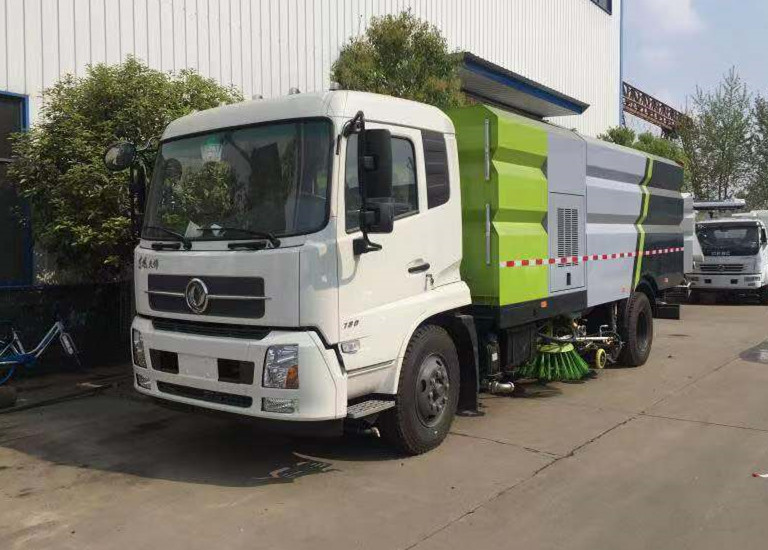 东风天锦洗扫车