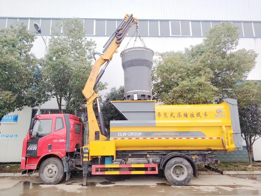 一汽解放吊装式压缩垃圾车图片